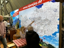 Messestand Urlaub in den Alpen