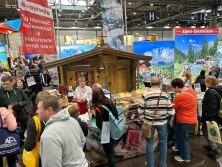 Messestand Urlaub in den Alpen