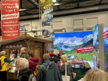 Messestand Urlaub in den Alpen N8