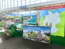 LED-Messestand Urlaub in Deutschland